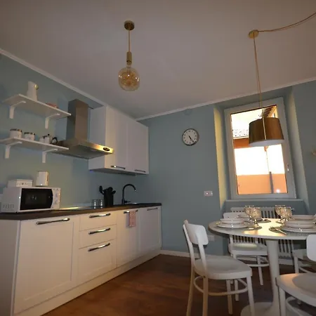 Varennahouse Aston Apt * Varenna