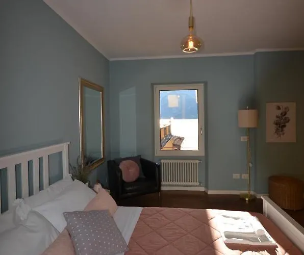 Varennahouse Aston Apt