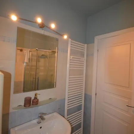 Varennahouse Aston Apt * Varenna